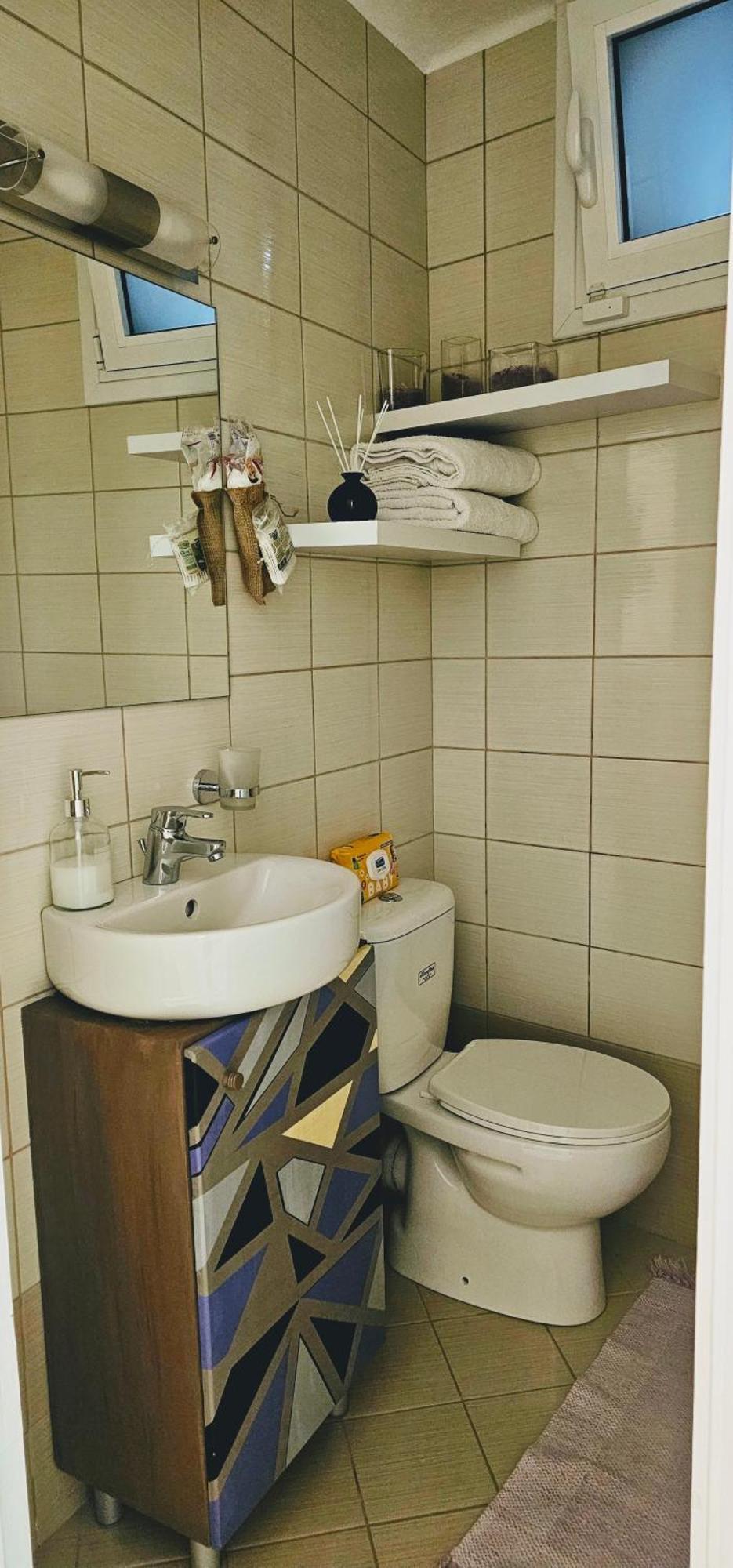 ζεστό κοντά στο κέντρο της αθήνας Apartment *